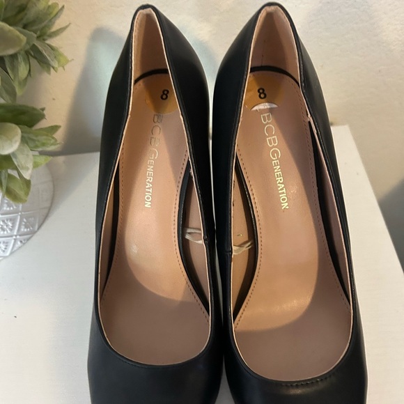 New BCBGeneration Women's Penni Platform In Black Size 8 - Picture 5 of 16